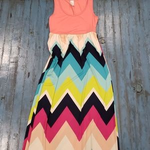 🌺Multi Color Chevron Print Maxi Dress